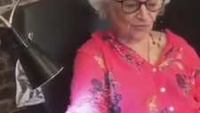 79 Yaşında Koluna Atatürk Dövmesi Yaptıran Nevin Anne