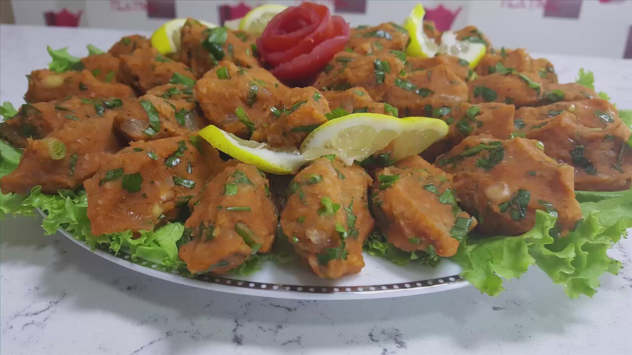 Kırmızı Mercimek Köftesi Yapılışı Kırmızı Mercimek Köftesi Yapılışı