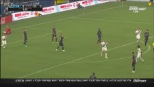 Zlatan Ibrahimovic'den İnsalık Dışı Vole Golü