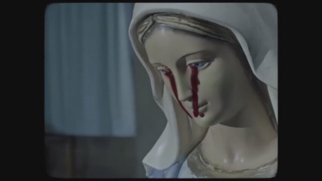 The Devil's Doorway (2018) Fragman