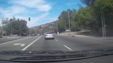 Arabayı Boşa Alıp Terkeden Kadın Sürücü