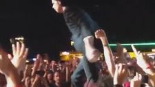 Türklerin Story Atma Merakına Yenik Düşen Rock Sanatçısı