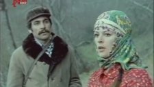 El Kapısı - Hülya Koçyiğit & Tanju Korel (1974 - 73 Dk)