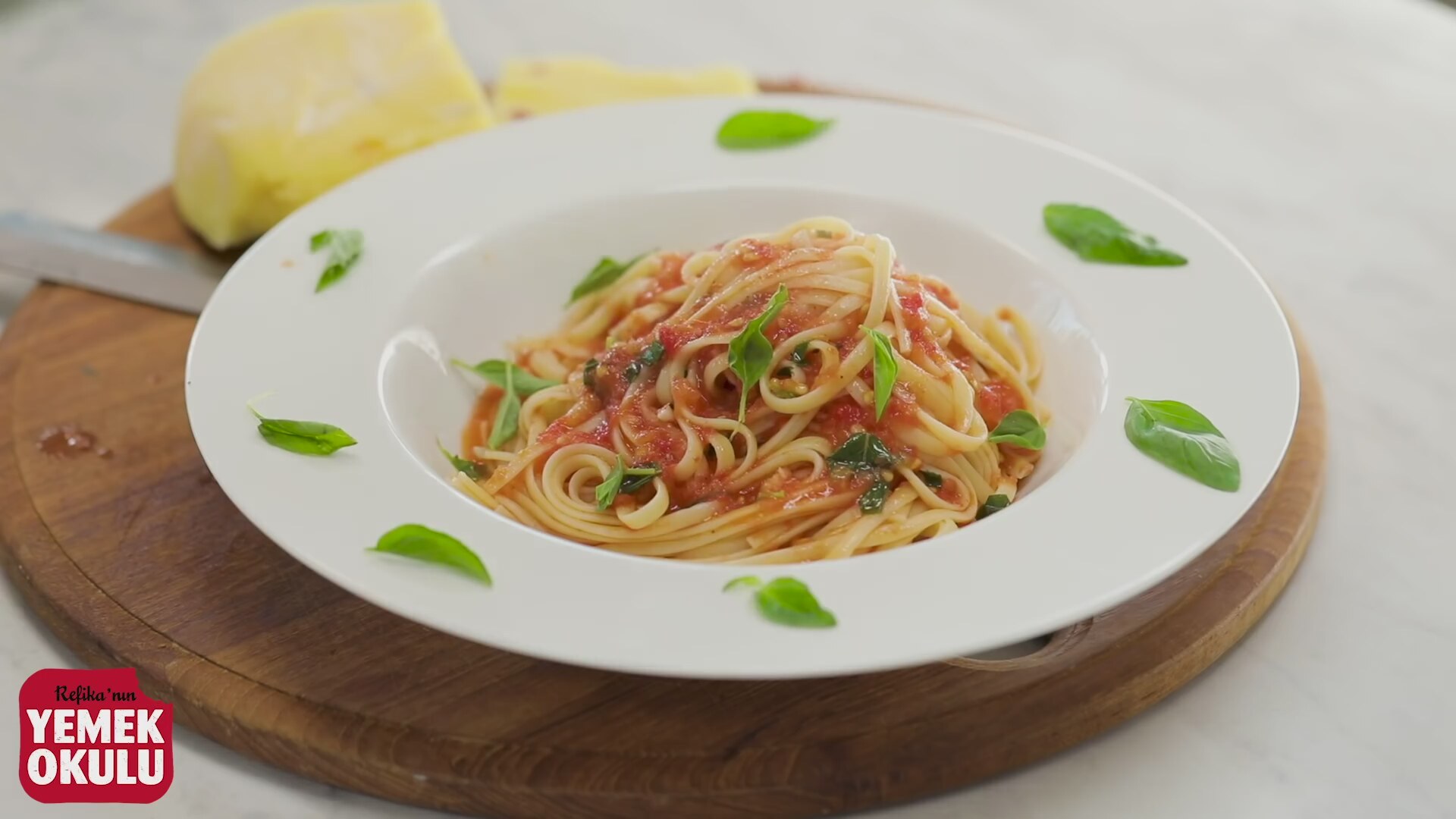 Soya Soslu Makarna Tarifi Videosu Soya Soslu Makarna Tarifi Videosu