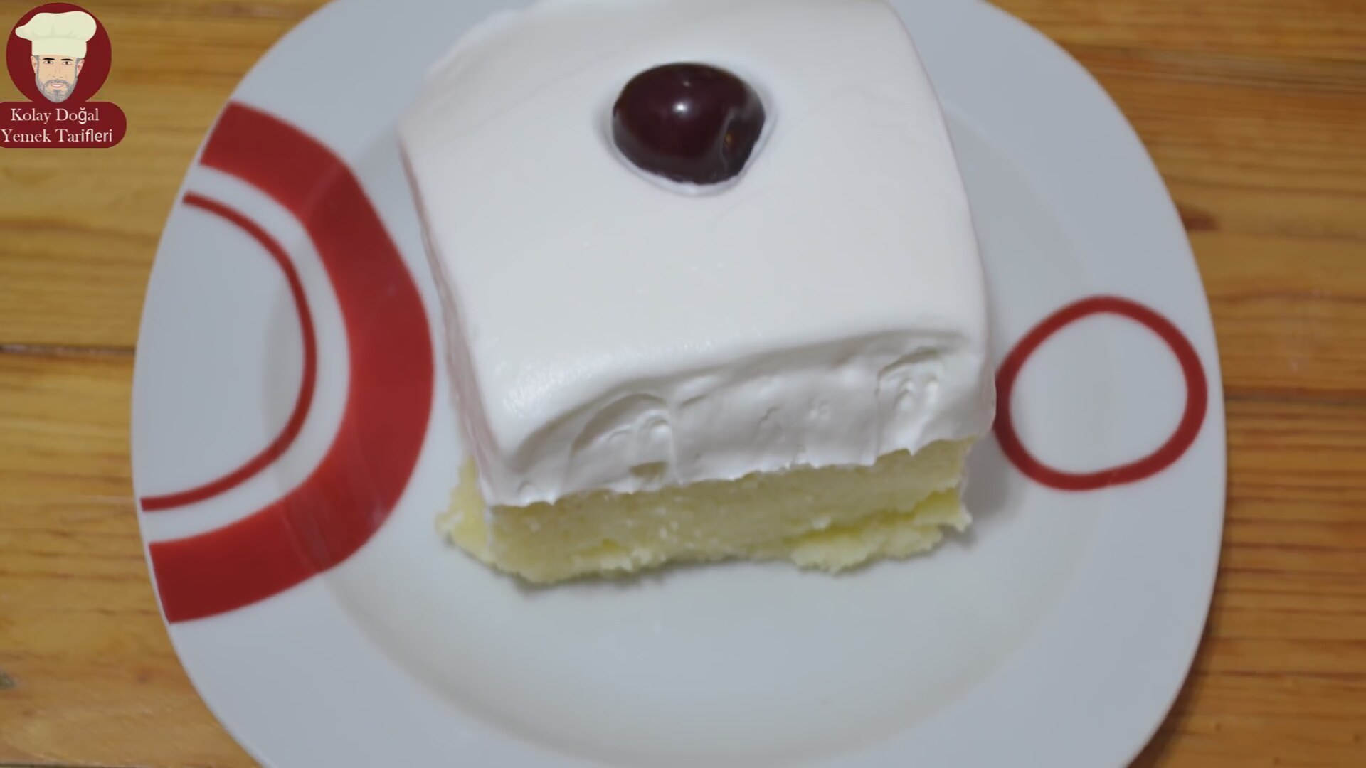 Sütlü İrmik Tatlısı Tarifi Videosu Sütlü İrmik Tatlısı Tarifi Videosu