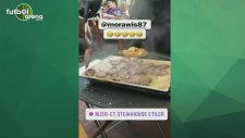 Gary Medel geldiği gibi soluğu Nusret'te aldı..
