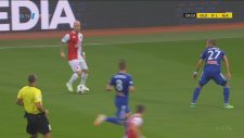 Miroslav Stoch Kaleciyi Uzaklardan Avladı