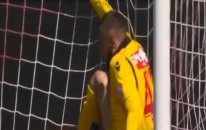 Sion kalecisinden akıl almaz hata!