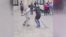 Top Cambazı Lisa Zimouche Mest Etti