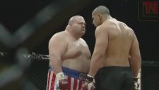 Kaslı MMA Dövüşcüsünü Deviren Şişman Adam
