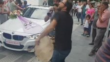 Çılgın Davulcu Fenomen Oldu