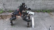 Görünümü Ve Yaptıkları İle İlgi Gören Robot
