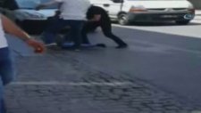 Laf Atma Kavgasında Havada Uçuşan Tekme ve Yumruklar