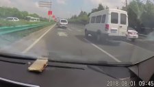 Arabasında İphone 6 Patlayan Çinli Kadın