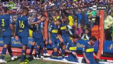 Tevez'in selam verdiği çocuk sevinçten çılgına döndü