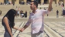 Anıtkabir'de Evlilik Teklifi Yapan Genç