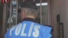 Ben Hırsız Kapıyı Açar Mısınız?