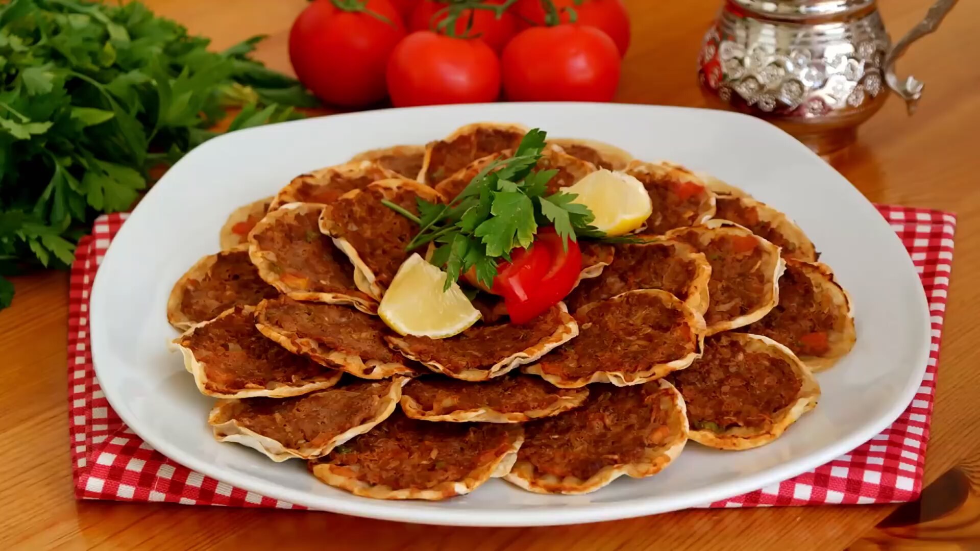 Tavada Lahmacun Videosu Tavada Lahmacun Videosu