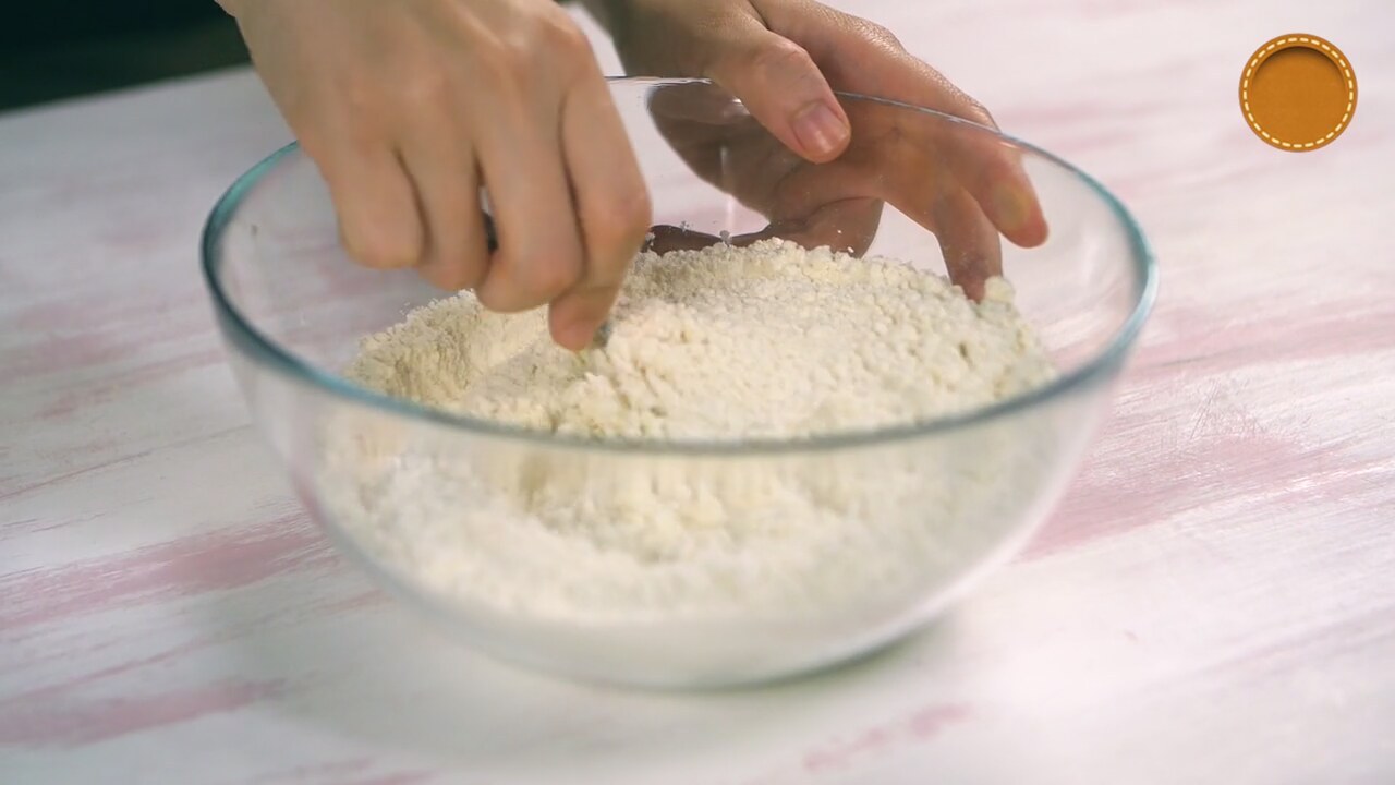 Mürdüm Erikli Pizza tarifi Mürdüm Erikli Pizza tarifi