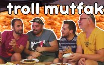 Troll Mutfak - Rakibinin Waffle'ını Trolle (Tanımadığımız Kişiler Seçiyor)