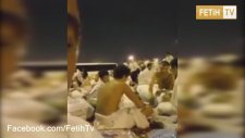 Umrede Batak Oynayan Gençler