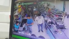 A101'de Dünyanın En Rahat Soygununu Yapmak