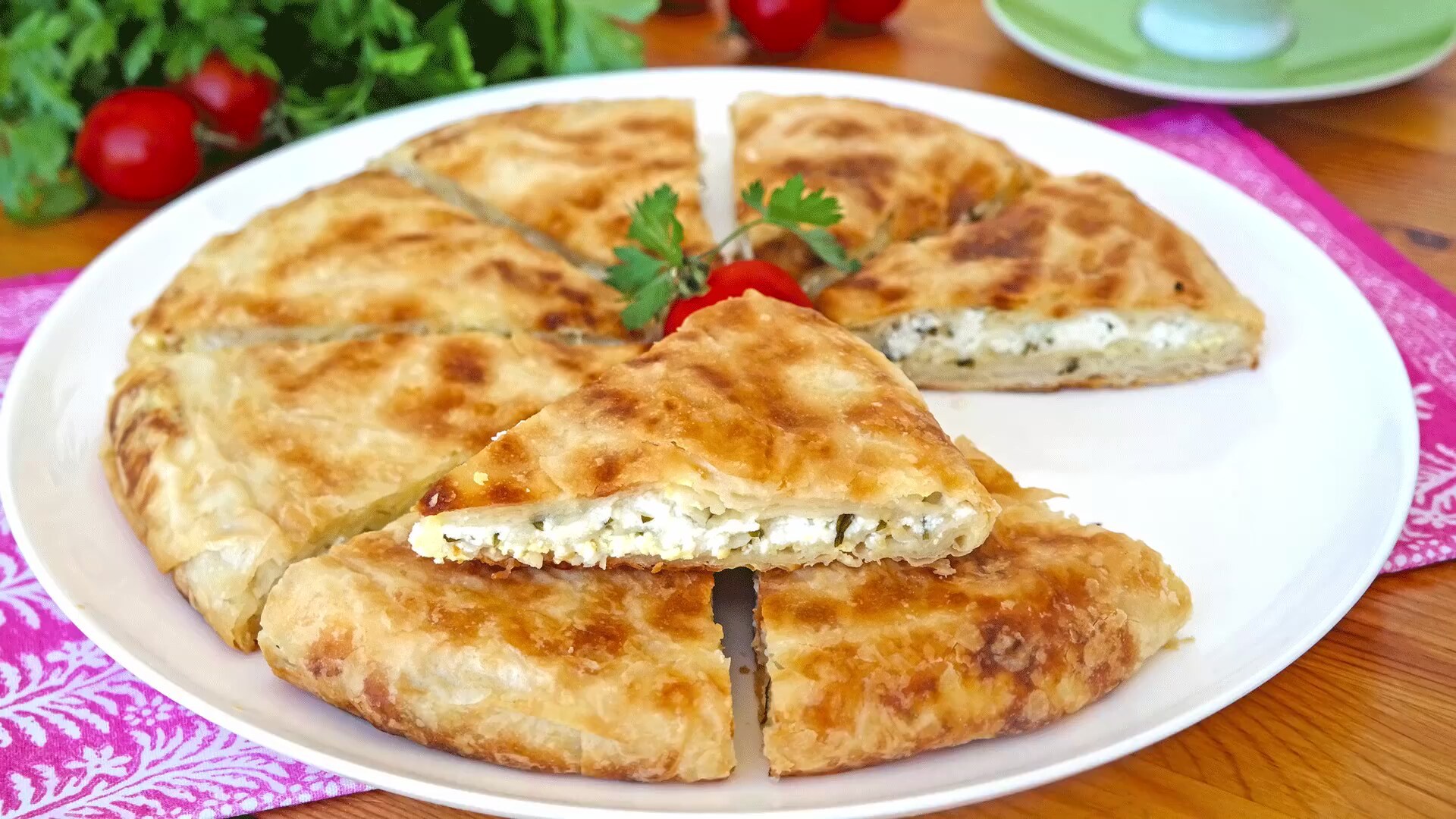 Tavada Pratik Pizza Videosu Tavada Pratik Pizza Videosu
