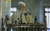 Dünyada gözyaşı dökenler seherde uyananlar İslam Gençliği size sesleniyorum