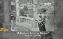 Zeki Müren - Seven Ne Yapmaz