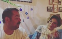 Ata Demirer'den Yunanca Şarkı