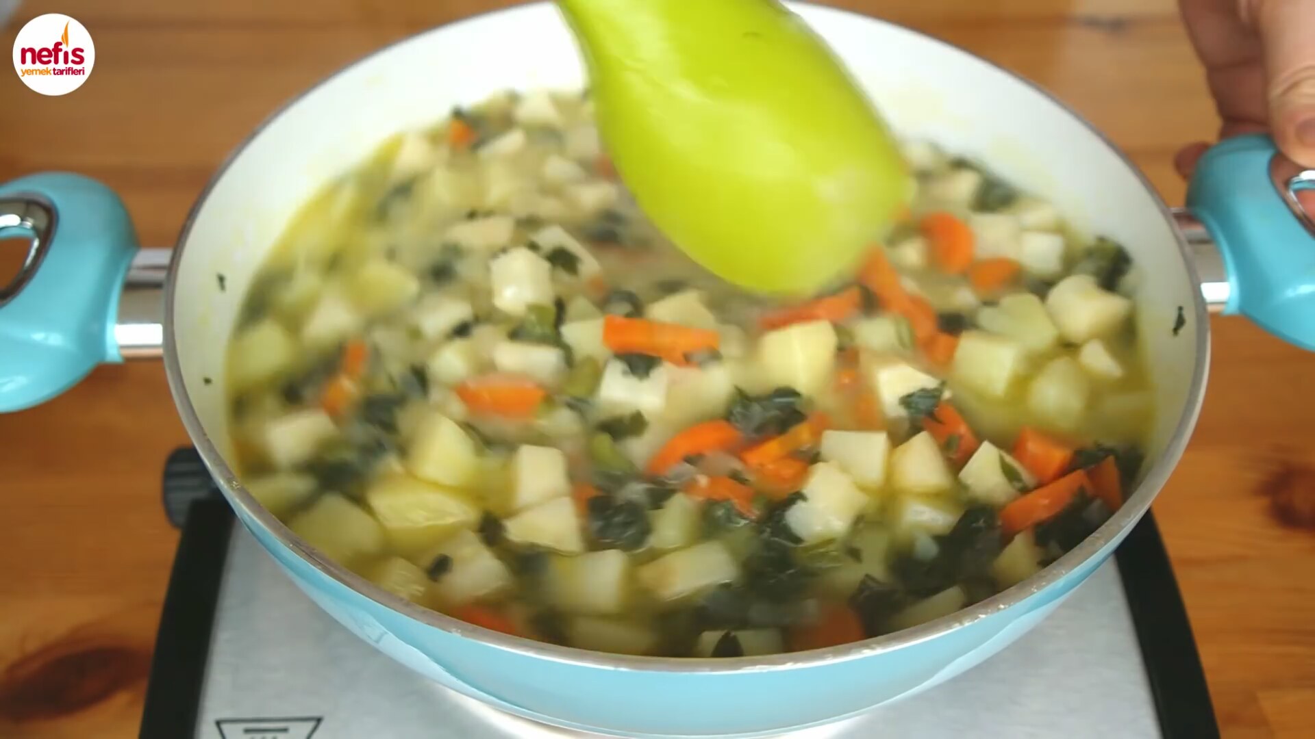 Zeytinyağlı Kereviz Yemeği Tarifi Zeytinyağlı Kereviz Yemeği Tarifi