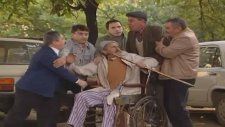 Halil Pazarlama'nın Tekerlekli Sandalye İle İmtihanı - Bizimkiler