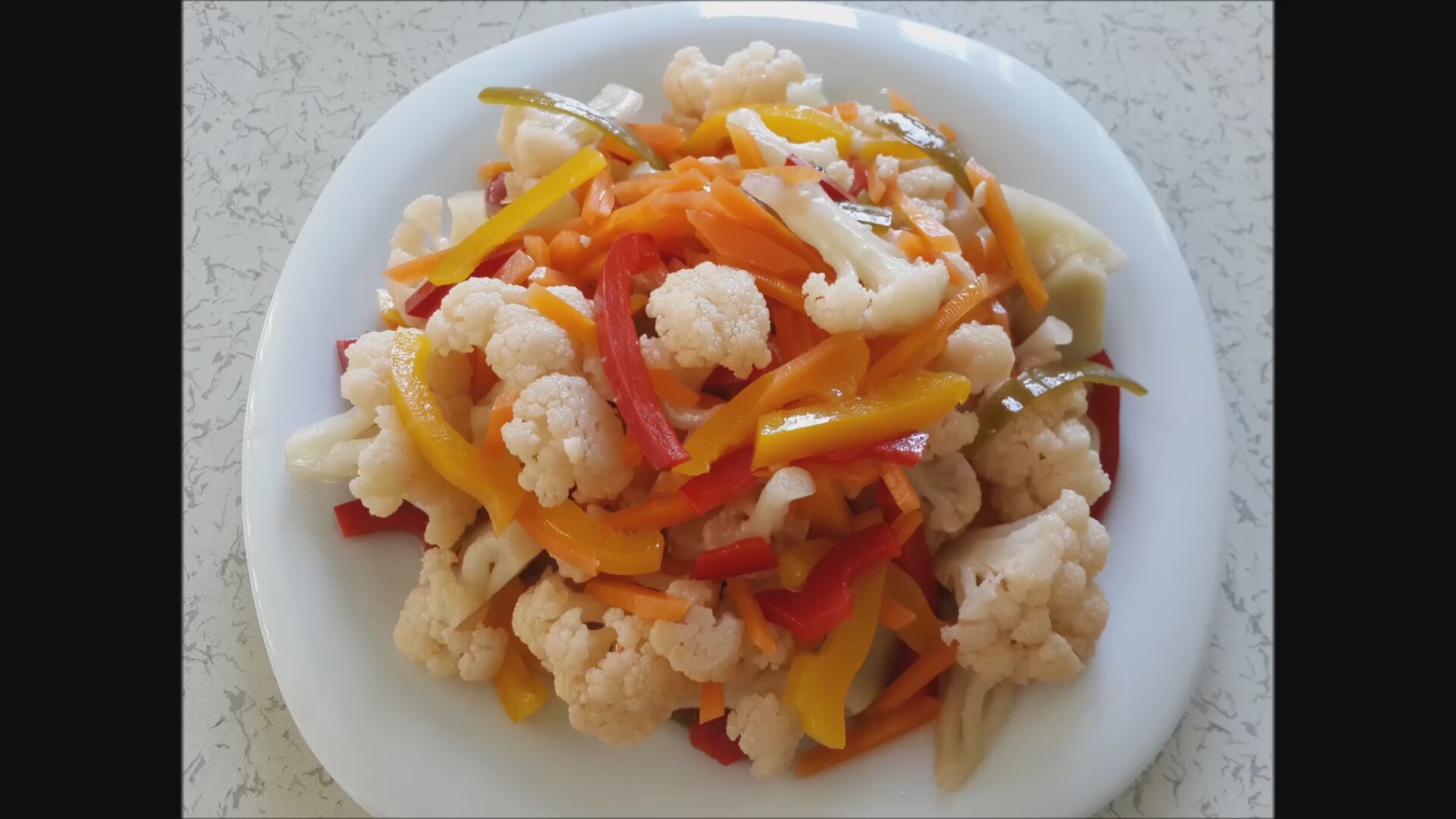 Orijinal yemek - salata Mozaik Orijinal yemek - salata Mozaik