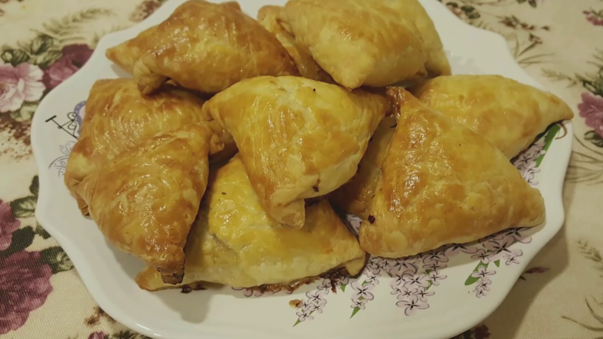 Zarf Böreği Tarifi Videosu Zarf Böreği Tarifi Videosu