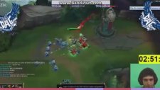 Lol Oyuncusunun Kameraya Kafa Atamayıp Ağlaması