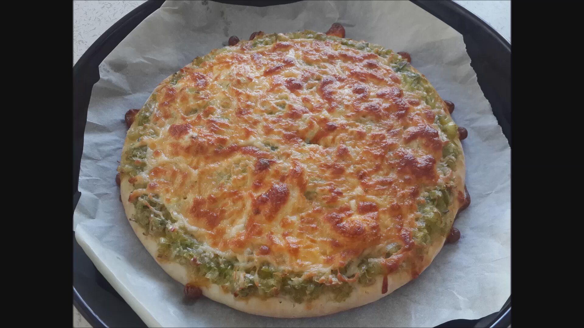 Evde Kolay Pizza Tarifi Videosu Evde Kolay Pizza Tarifi Videosu