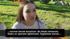 Feminizme Karşı Olan Ukraynalı Kadınlar!