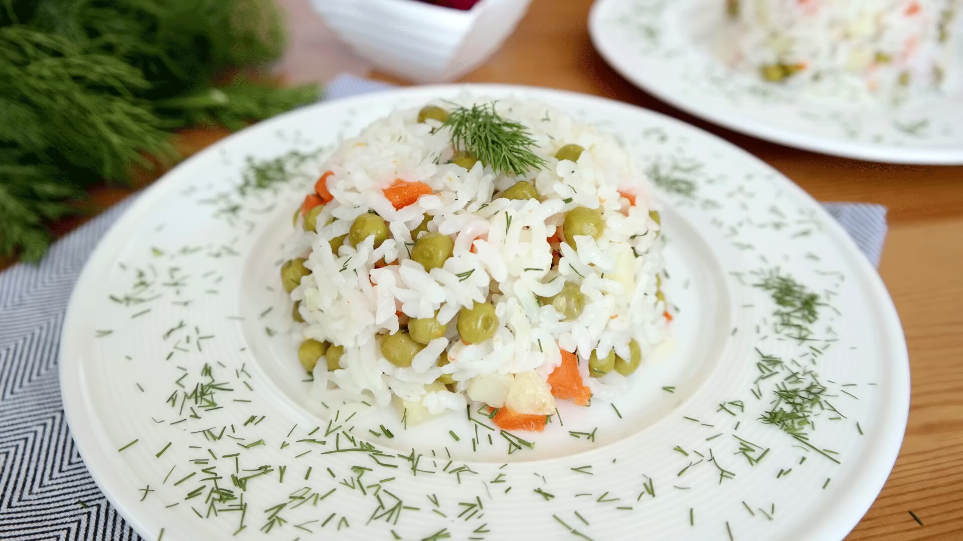 Etli Havuçlu Pilav Tarifi Videosu Etli Havuçlu Pilav Tarifi Videosu