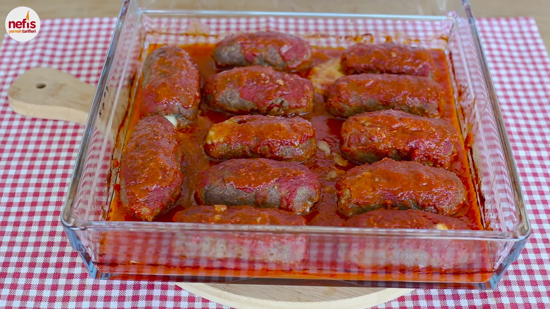 Fırında Rulo Köfte Tarifi Videosu Fırında Rulo Köfte Tarifi Videosu