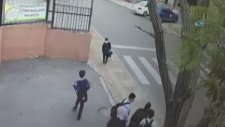 Otomobili ile Öğrencilere Çarpan Kadın Öğretmen