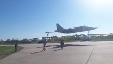 Ukraynalı Pilotların Devam Eden Alçaktan Uçuş Trendi