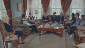 Efkan ve Sahte Ailesi... | Elimi Bırakma 14.Bölüm (28 Ekim Pazar)