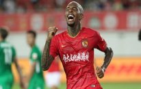 Talisca yine sahnede