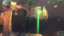 Polis Helikopterine Lazer Tutan Eleman