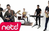 Babuş - Kırmızının Sevdiği Kadın