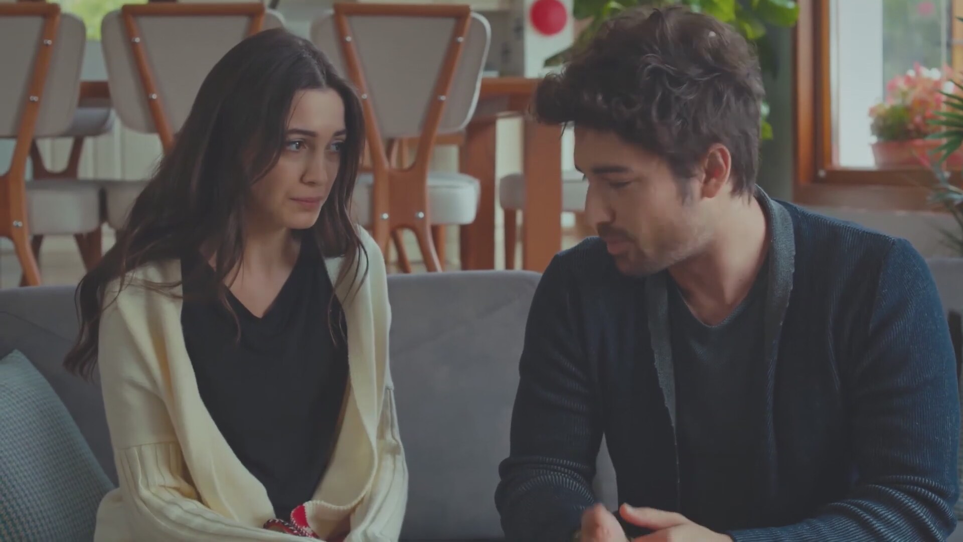 Azra ve Çenk, Cansu yüzünden gergin günler yaşıyor 46