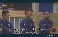 Paris Saint Germain'in Futbolcularına Kamera Şakası Yapması