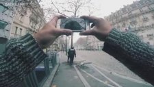 Göstericinin Telefonunu Kıran Polis