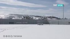 Tolgahan Acar'ın Arabası ile Kaleye Girmesi