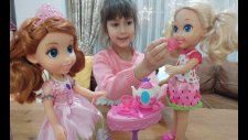 PRENSES SOFİA ÇAY PARTİSİ DÜZENLİYOR. BARBİE CHELSEA MİSAFİR